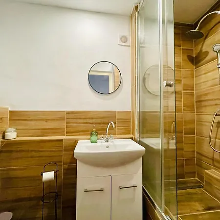 Апартаменты Fountain View *